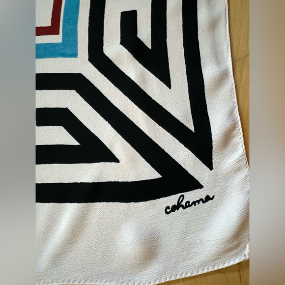 Vintage Chariot Scene Crepe Silk Scarf | Cohama | Charioteer Warrior | 33”x38.5” - Picture 13 of 17